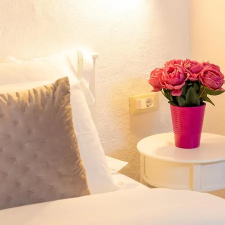 Lejlighed Two Steps, Location In Old Town *